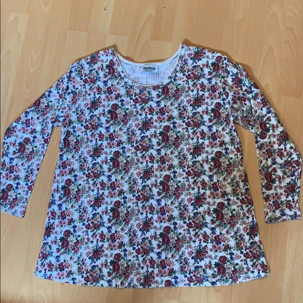 Maternity floral print long sleeve shirt  Preloved